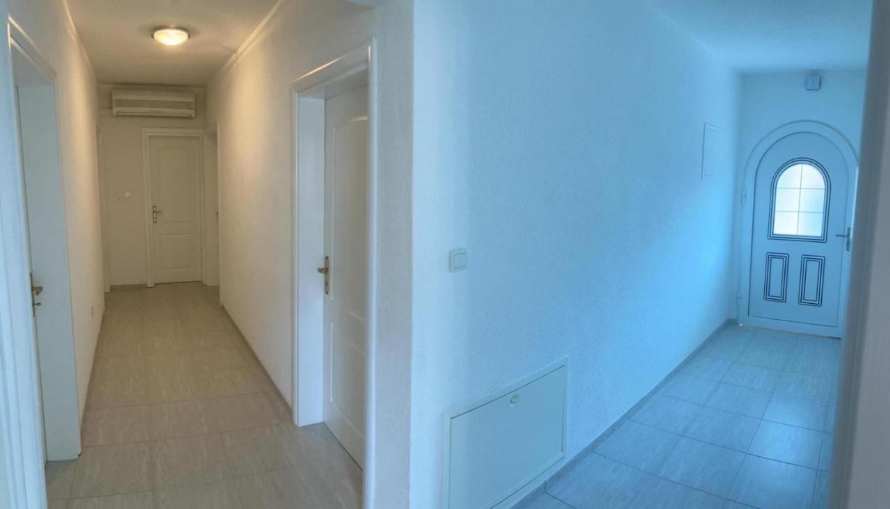 Angela'S House Apartman Zára Kültér fotó